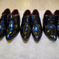 scarpe eleganti stringate in similpelle verniciata bordeaux lucido da uomo con dettagli brogue - scarpe oxford formali per matrimoni, feste ed eventi aziendali