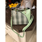 dames marineblauwe en roze handtas met hartvormige kwastbedel – elegante imitatieleren crossbody en tote bag voor dagelijks gebruik
