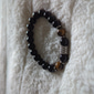 Pulsera para hombre con cuentas de piedra natural y acero inoxidable - ojo de tigre y ónix negro - accesorio elegante y duradero