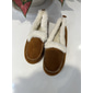 pantofole da donna in finta pelle scamosciata, calde, da interno e da esterno, con fodera in pelliccia sintetica e dettagli impunturati