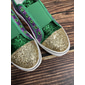Glitzer-Sneaker für Damen – funkelnde Freizeitschuhe mit grünen, violetten und goldenen Akzenten für mutige Modestatements