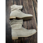 botas femininas de camurça bege de cano curto – botinhas estilo western de salto baixo casuais e confortáveis