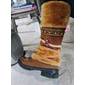 bottes d'hiver en fausse fourrure pour femmes avec pompons décoratifs et bordure perlée - parfaites pour le temps froid et les tenues décontractées