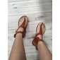 sandálias gladiadoras marrons femininas com tiras de fivela ajustáveis – calçados de verão estilosos para passeios casuais e dias de praia
