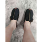 γυναικεία peep-toe wedge mules με λουράκια με αγκράφα και καρφιά – άνετα slip-on σανδάλια για casual ντύσιμο και καλοκαιρινές εξόδους