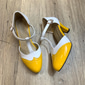 1950-tals vintage mary jane-klackar med t-remmar – tvåfärgade brogue-skor med låg klack för retrofester, kontorskläder och speciella tillfällen
