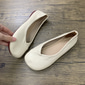 Ballerines beiges à bout large et semelle souple pour femme – chaussures confortables pieds nus pour la marche quotidienne