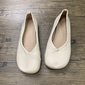 Ballerines beiges à bout large et semelle souple pour femme – chaussures confortables pieds nus pour la marche quotidienne