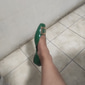 Zapatos planos de charol negro para mujer con hebilla dorada, elegantes zapatos de punta cuadrada, sin cordones, para oficina, para el trabajo y el uso diario.